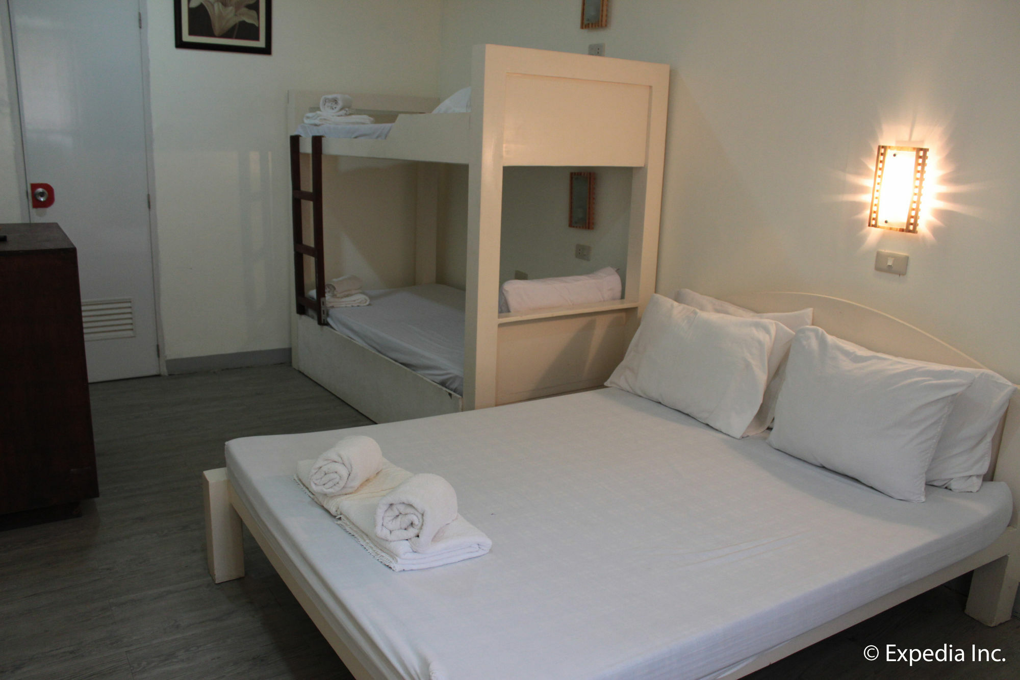 Reddoorz Plus Near Vigan Convention Center المظهر الخارجي الصورة
